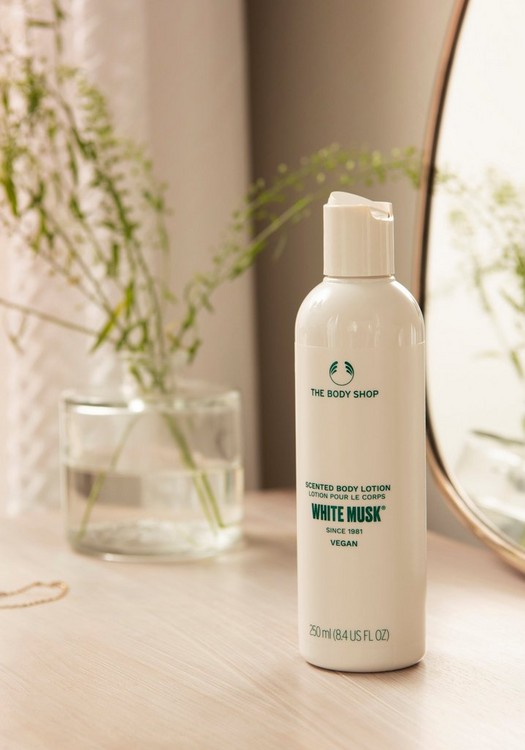 BODY SHOP WHITE MUSK BODY LOTION 250ML