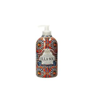 Luxurious natural hand gel